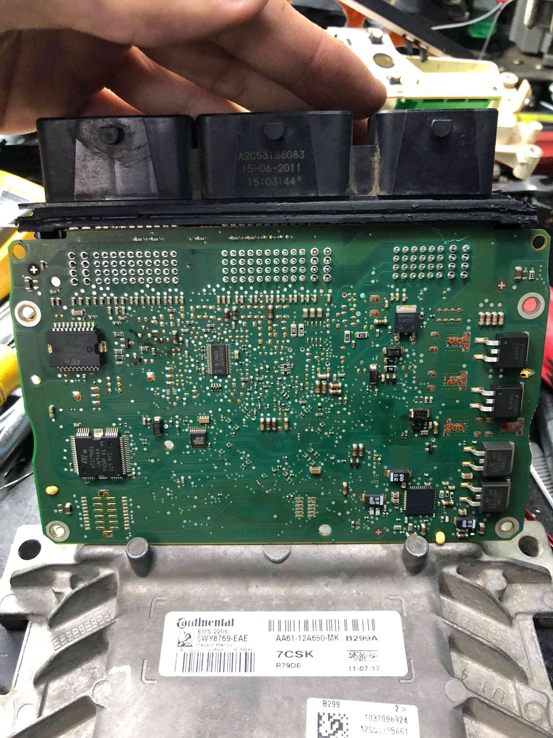 CHUYÊN SỬA CHỮA THAY THẾ HỘP ECU TẤT CẢ CÁC DÒNG XE CHUYÊN SỬA CHỮA THAY THẾ HỘP ECU TẤT CẢ CÁC DÒNG XE