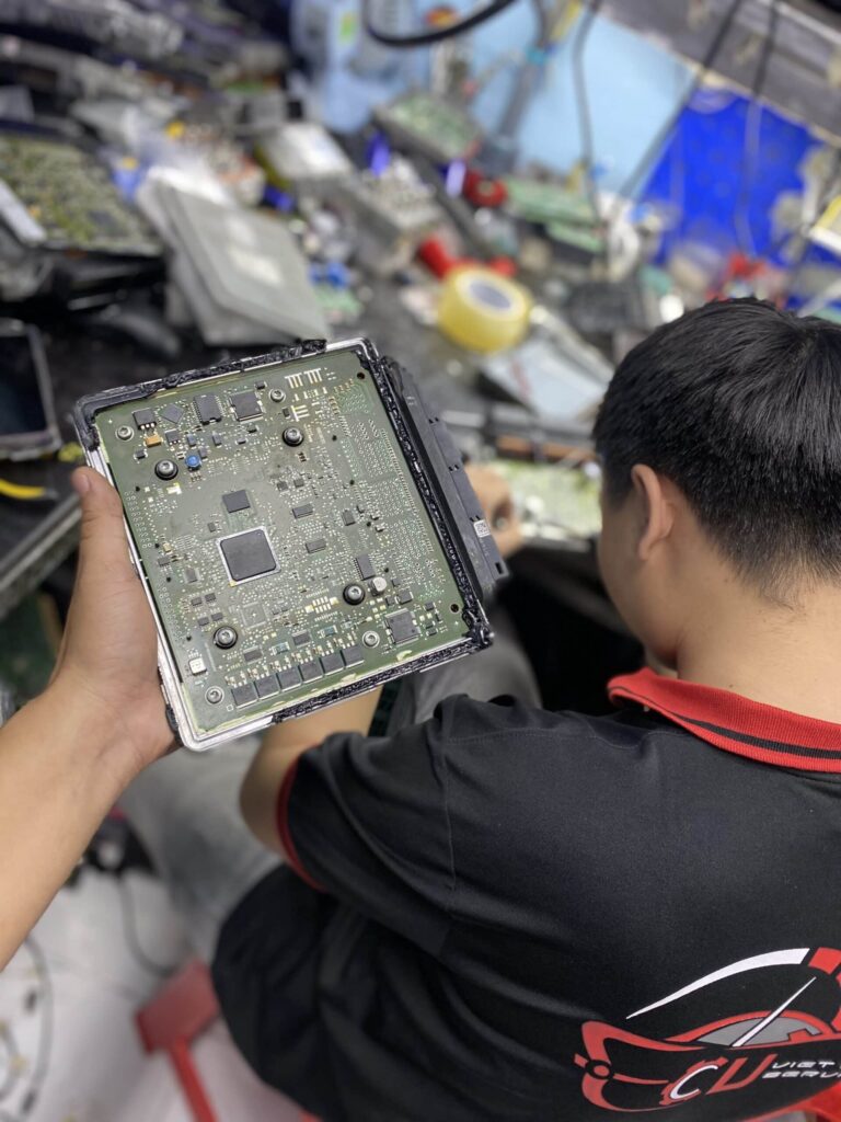 GARAGE CHUYÊN SỬA HỘP ECU TẠI PHAN THIẾT - VIETNAM ECU SERVICE
