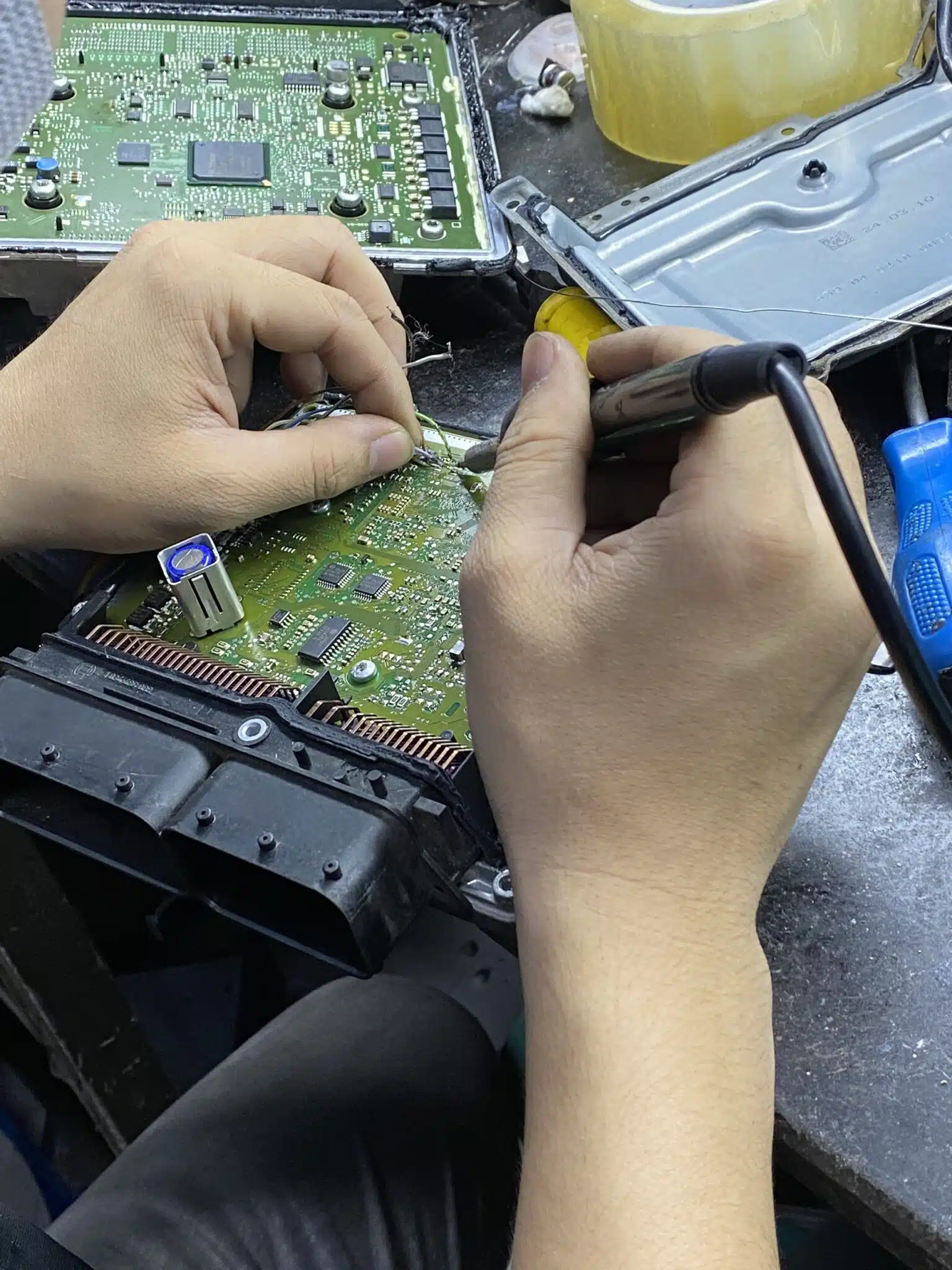Lợi ích khi sử dụng dịch vụ Sửa hộp động cơ ECU Mitsubishi - ECM ô tô tại VIETNAM ECU SERVICE Lợi ích khi sử dụng dịch vụ Sửa hộp động cơ ECU Mitsubishi - ECM ô tô tại VIETNAM ECU SERVICE
