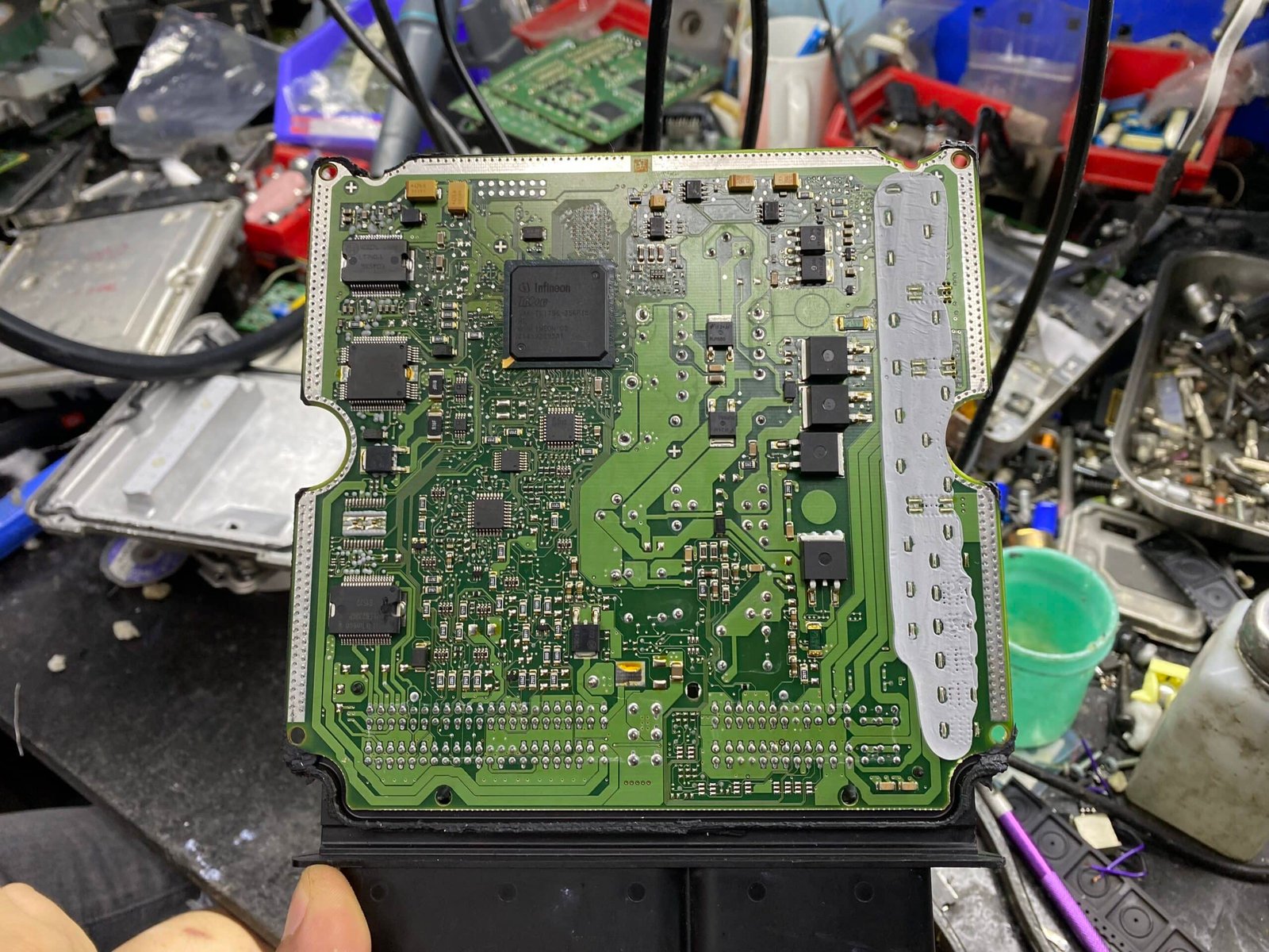SỬA HỘP ECU KIA SORENTO - VES WORKSHOP Sửa hộp ECU KIA Sorento