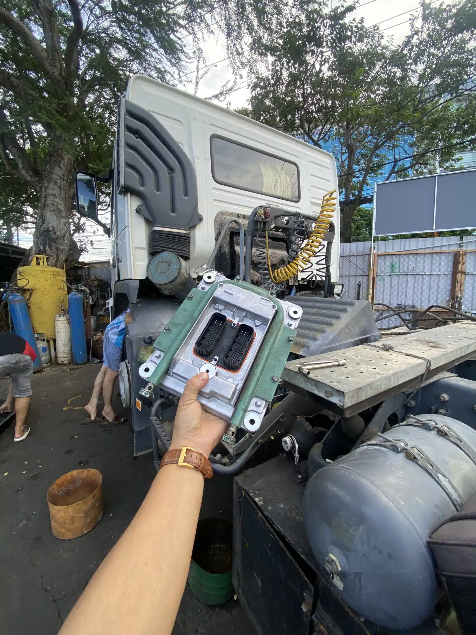 PHƯƠNG CHÂM SỬA CHỮA ECU TẠI VES VIETNAM ECU SERVICE PHƯƠNG CHÂM SỬA CHỮA ECU TẠI VES VIETNAM ECU SERVICE