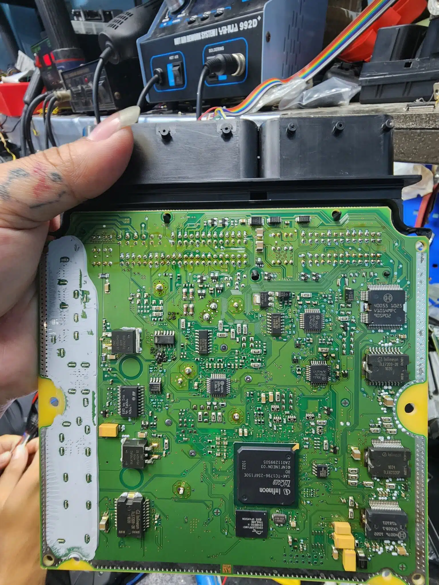 Lợi ích khi sử dụng dịch vụ sửa chữa hộp ECU - ECM ô tô tại VIETNAM ECU SERVICE Lợi ích khi sử dụng dịch vụ sửa chữa hộp ECU - ECM ô tô tại VIETNAM ECU SERVICE