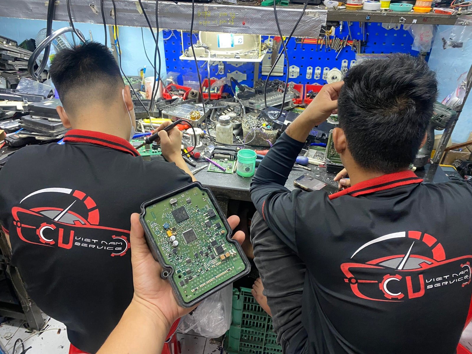 CHUYÊN SỬA HỘP ĐIỀU KHIỂN ABS XE FORD LỖI U3000 U3000-49 U3000-48 CHUYÊN SỬA HỘP ĐIỀU KHIỂN ABS XE FORD LỖI U3000 U3000-49 U3000-48