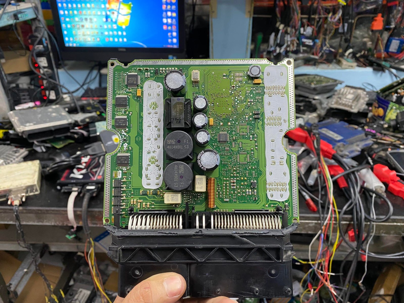 SỬA HỘP ECU KIA SORENTO - VES WORKSHOP Sửa hộp ECU KIA Sorento