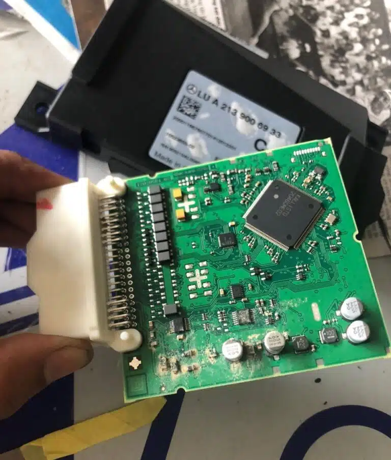 Làm sao để sửa được ECU ô tô? - Sửa hộp ECU tại Bến Tre - VIETNAM ECU SERVICE Làm sao để sửa được ECU ô tô? - Sửa hộp ECU tại Bến Tre - VIETNAM ECU SERVICE