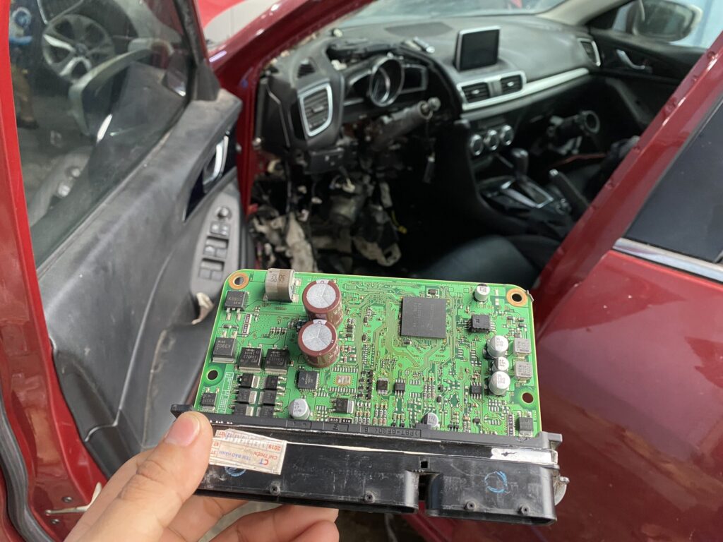 VIETNAM ECU SERVICE Chuyên Sửa hộp động cơ ECU Mazda các dòng xe Châu Âu , Châu Á tại Việt Nam.