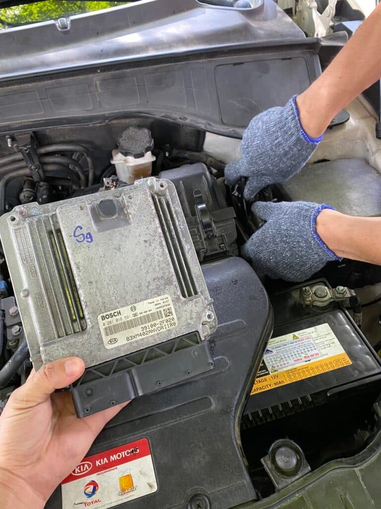 CHUYÊN SỬA CHỮA HỘP ECU TẠI QUẬN 8 CHUYÊN SỬA CHỮA HỘP ECU TẠI QUẬN 8