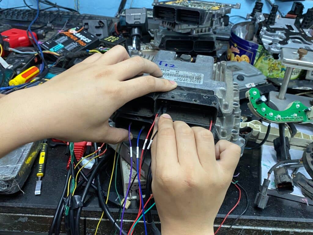 DỊCH VỤ SỬA CHỮA - TUNING/REMAP SỬA CHỮA HỘP ECU ECM PCM ĐIỀU KHIỂN ĐỘNG CƠ XE CHEVROLET