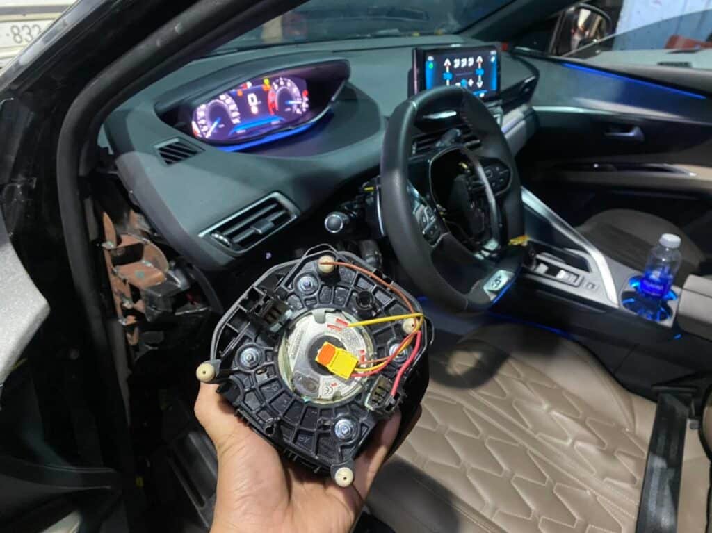 SỬA CHỮA TÚI KHÍ XE PEUGEOT - VES VIETNAM ECU SERVICE SỬA CHỮA TÚI KHÍ XE PEUGEOT - VES VIETNAM ECU SERVICE