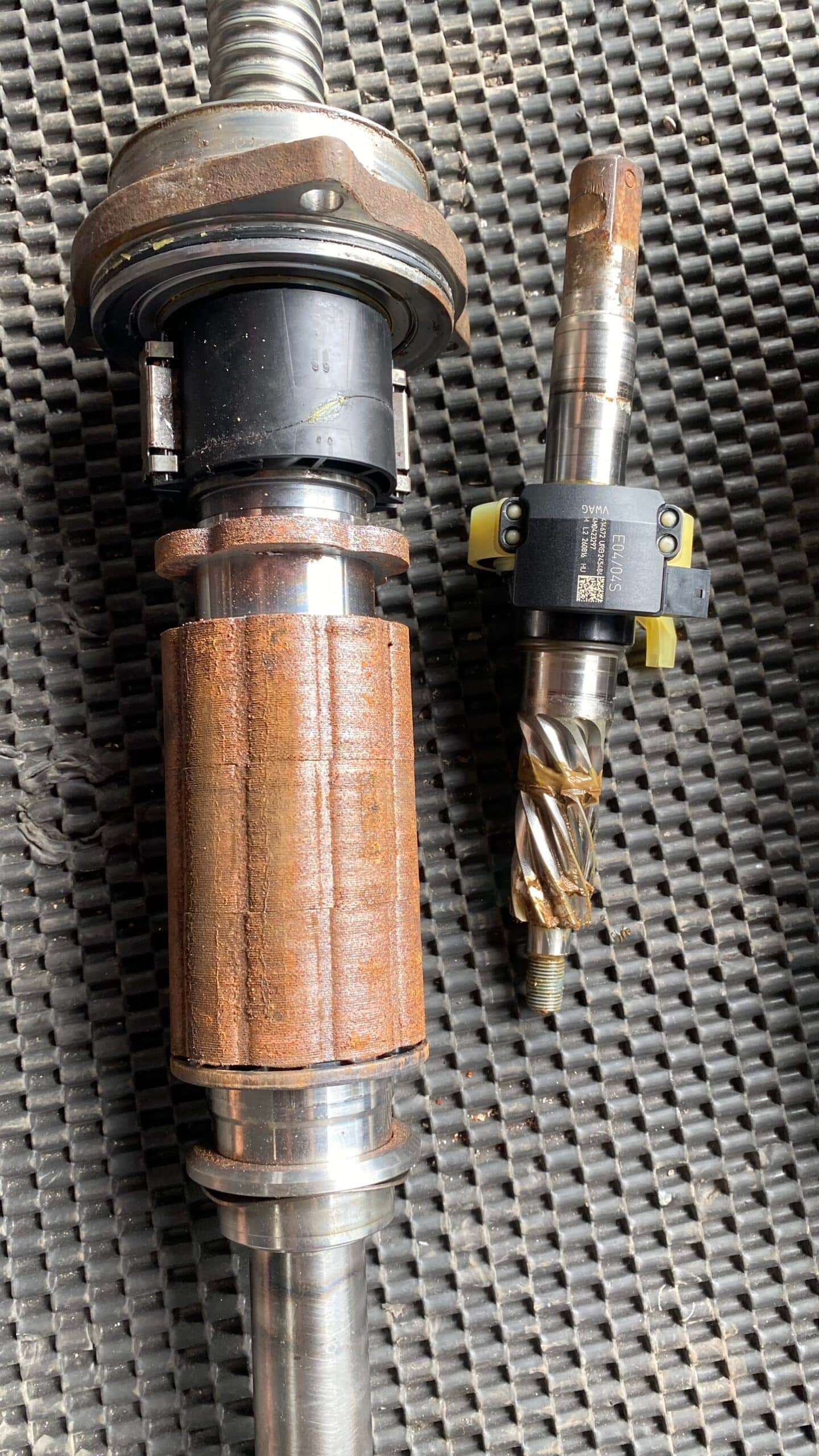 ves vietnam ecu GARAGE VES CHUYÊN PHỤC HỒI THƯỚC LÁI ĐIỆN PORSCHE-VES WORKSHOP