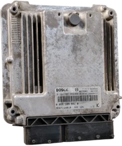 HỘP ĐIỀU KHIỂN ĐỘNG CƠ ECU ECM ALFA ROMEO GT 2.0 Mã phụ tùng ECU ECM: 0 261 S01 033 Bosch ECU ECM ALFA ROMEO GT 2.0 0261S01033 , 0 261 S01 033 00551899410 , 0 055 189 941 0 MED7.1.1