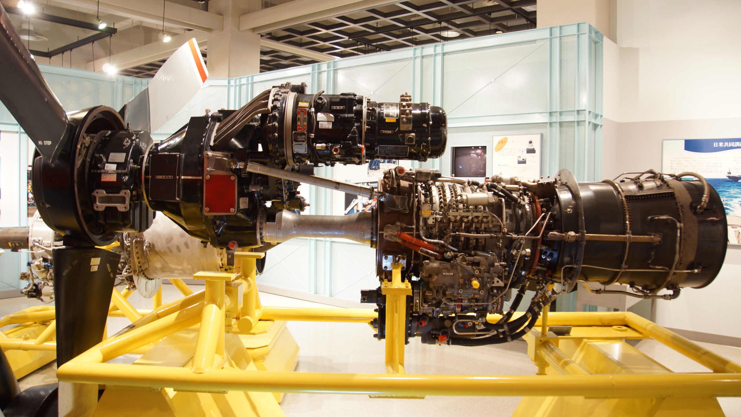 ĐỘNG CƠ PHẢN LỰC TURBOPROP