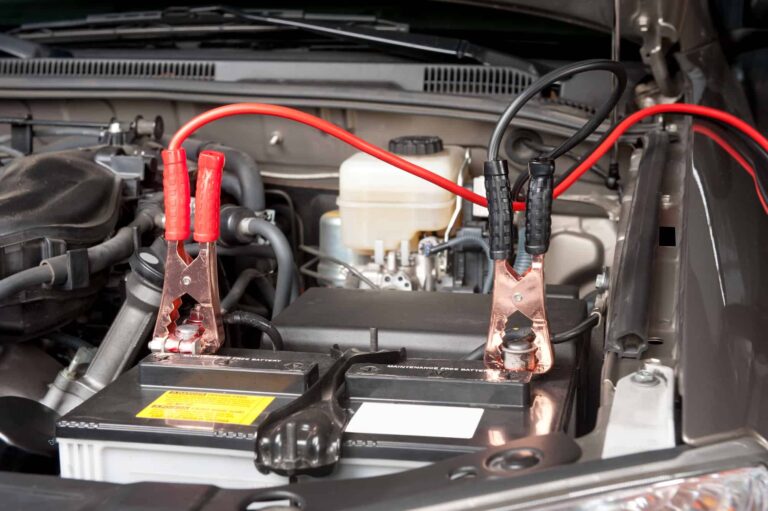 5 CÁCH GIÚP KÉO DÀI TUỔI THỌ BÌNH ẮC QUY Ô TÔ