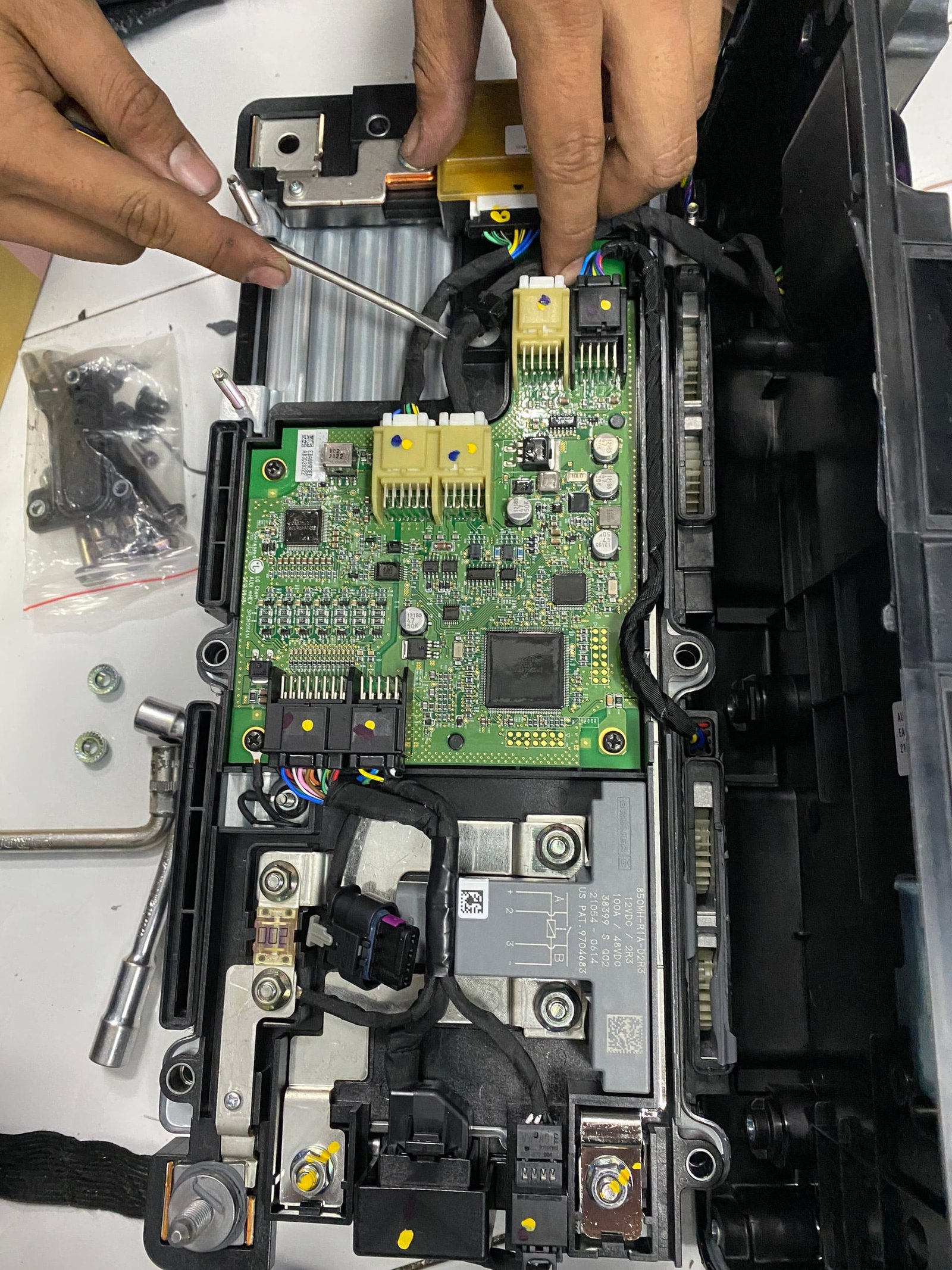 MÃ LỖI P0A7D00 HYBRID-EV BATTERY PACK STATE OF CHARGE LOW AUDI battery 48v audi