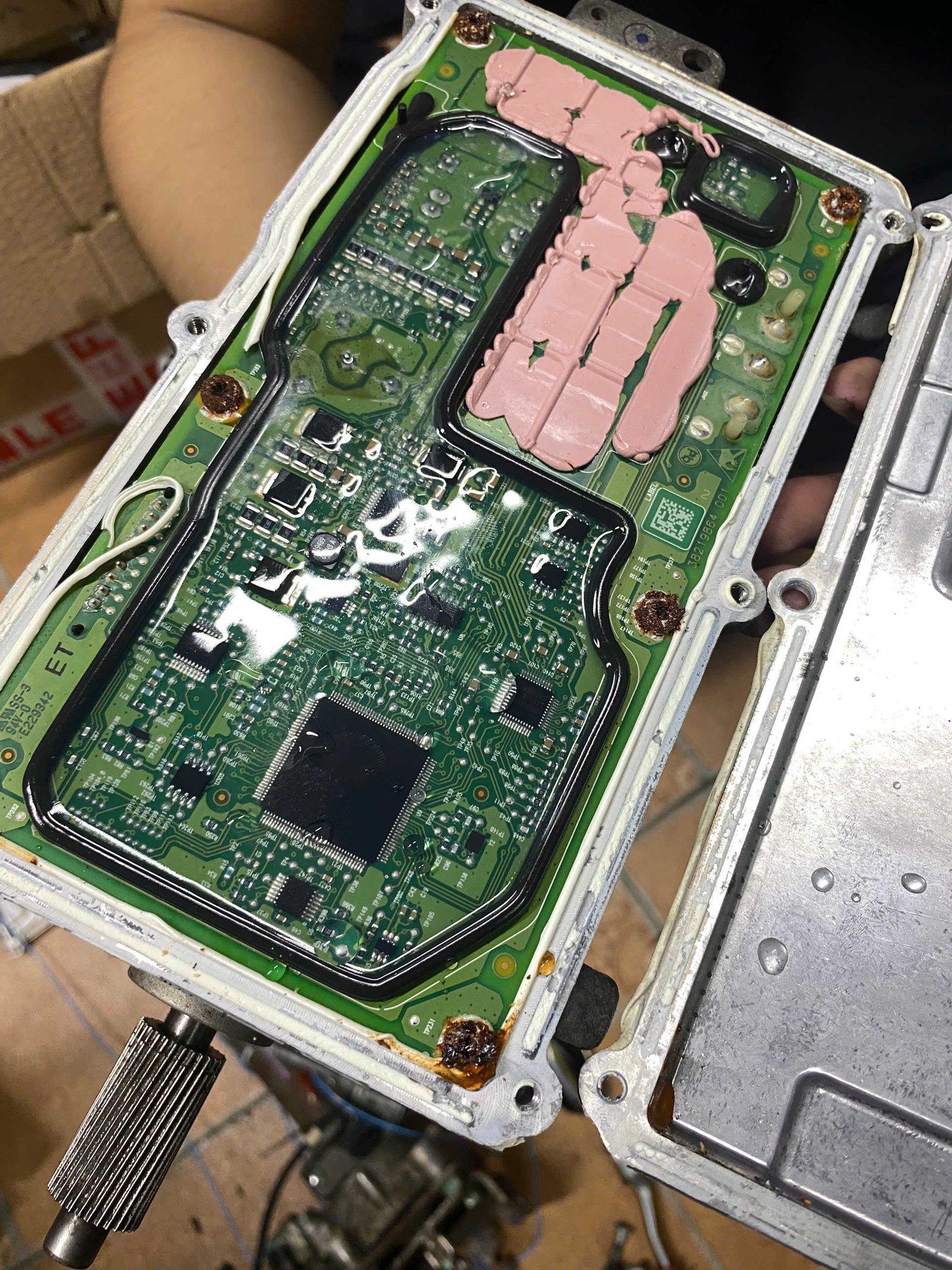 SỬA CHỮA THƯỚC LÁI ĐIỆN FORD TẠI VES WORKSHOP Sửa Chữa Thước Lái Điện Ford Tại VES Workshop: Giải Pháp Chuyên Nghiệp Cho An Toàn Và Hiệu Suất Lái Xe