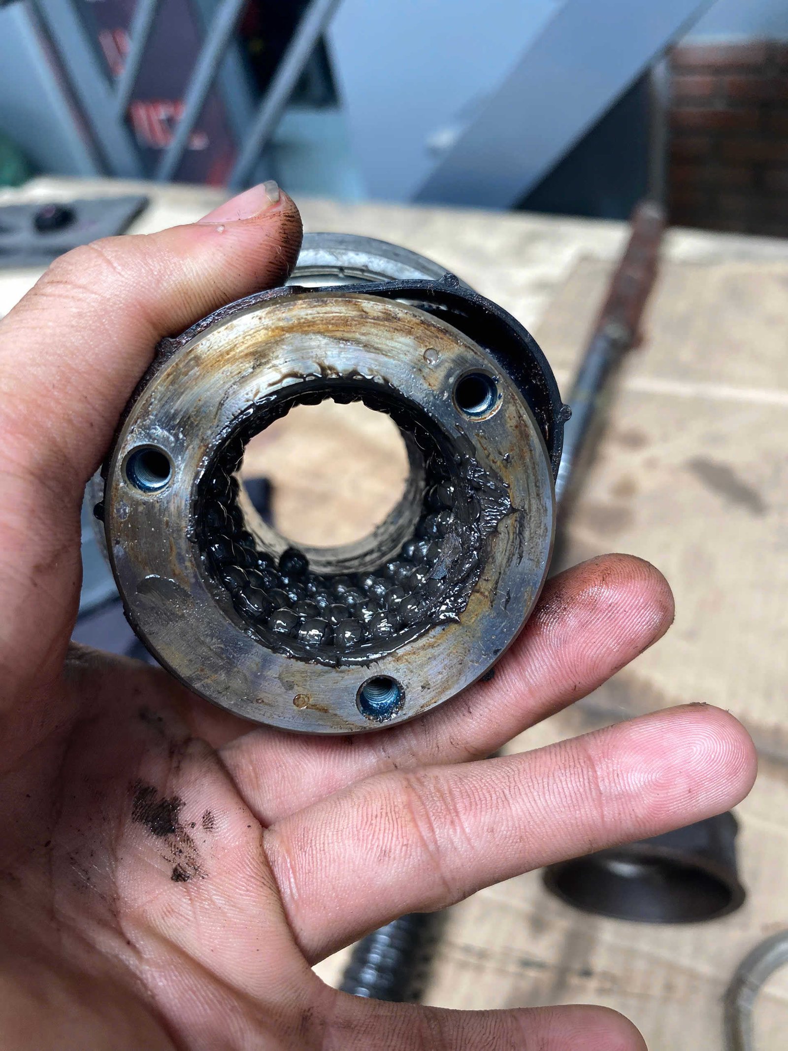 SỬA CHỮA THƯỚC LÁI ĐIỆN FORD EVEREST TẠI VES WORKSHOP Dịch Vụ Sửa Chữa Thước Lái Điện Ford Everest Tại Ves Workshop – Giải Pháp An Toàn Và Chuyên Nghiệp