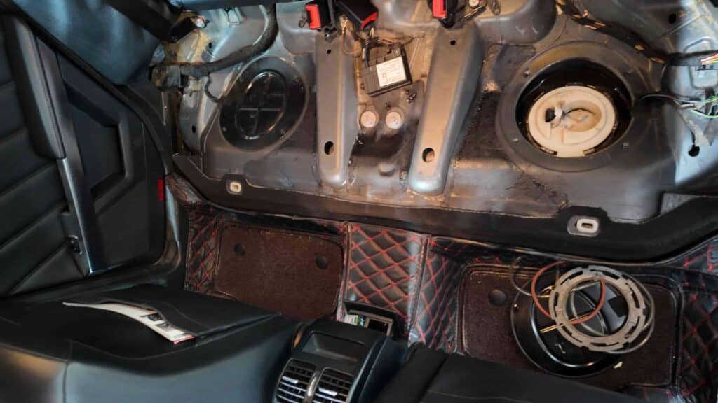 DỊCH VỤ SỬA CHỮA - TUNING/REMAP Giải Pháp Toàn Diện - Thay Thế Bơm Xăng Mercedes-Benz GLA-Class Tại VES Workshop