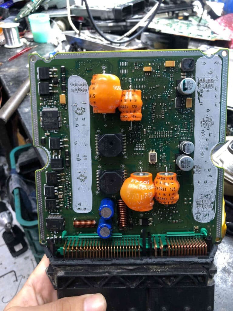 DỊCH VỤ SỬA CHỮA - TUNING/REMAP Sửa Chữa ECU Toyota - Khắc Phục Mọi Lỗi Hộp Đen Động Cơ Cho Các Dòng Xe Toyota Tại Việt Nam