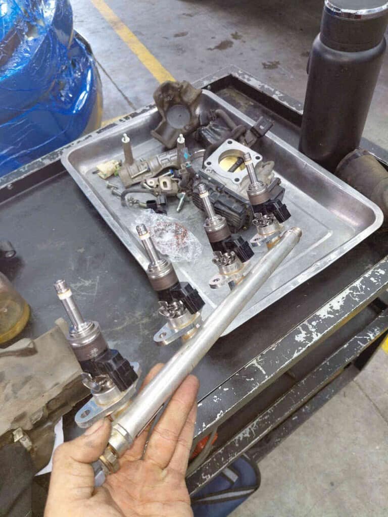 DỊCH VỤ SỬA CHỮA - TUNING/REMAP Dịch Vụ Vệ Sinh Kim Phun Xăng Điện Tử Và Họng Nạp Honda CR-V 2019 Tại VES Workshop - Bảo Dưỡng Động Cơ Chuyên Nghiệp