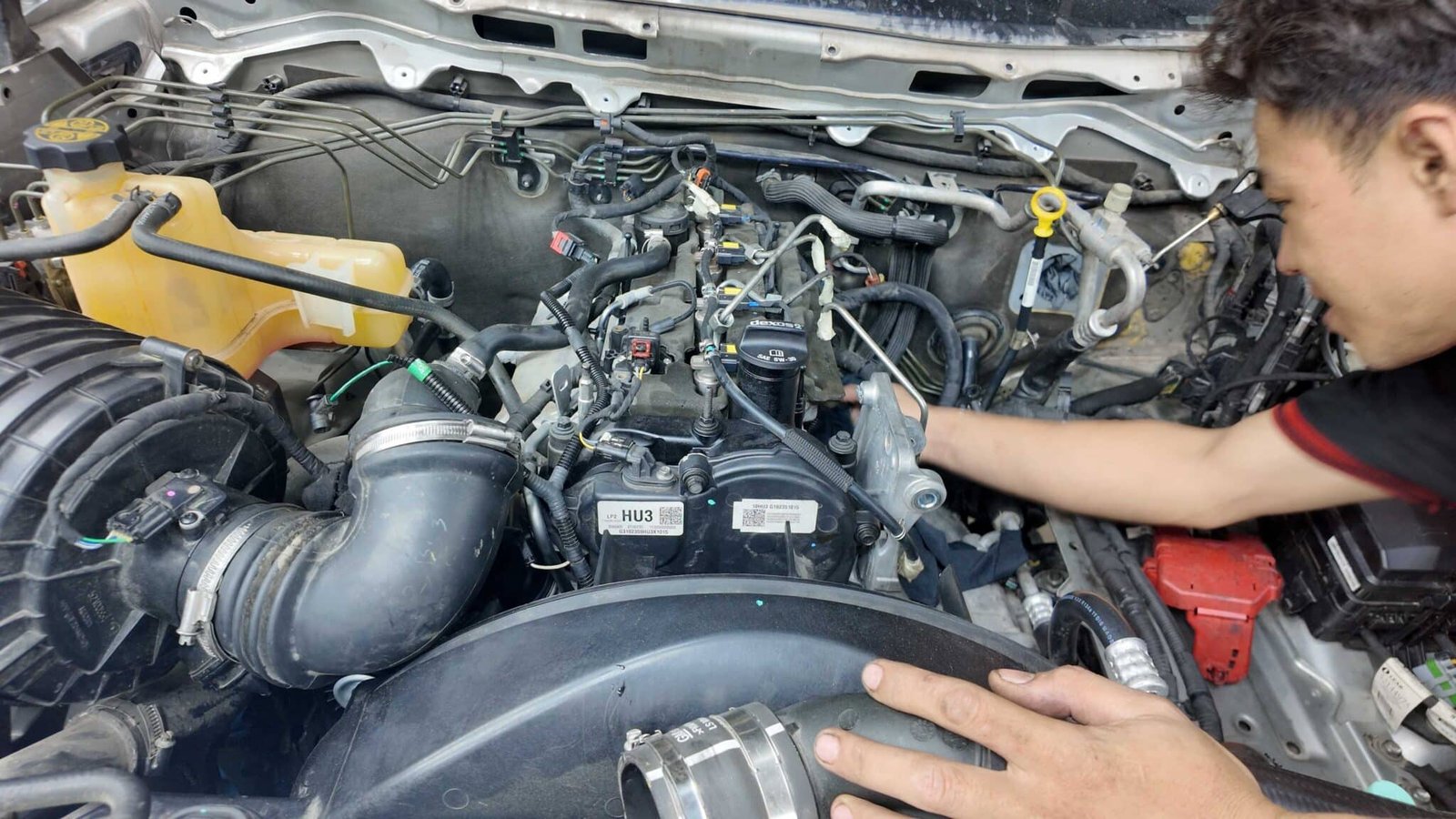 Giới thiệu dịch vụ vệ sinh kim phun và họng nạp Chevrolet Trailblazer Giới thiệu dịch vụ vệ sinh kim phun và họng nạp Chevrolet Trailblazer