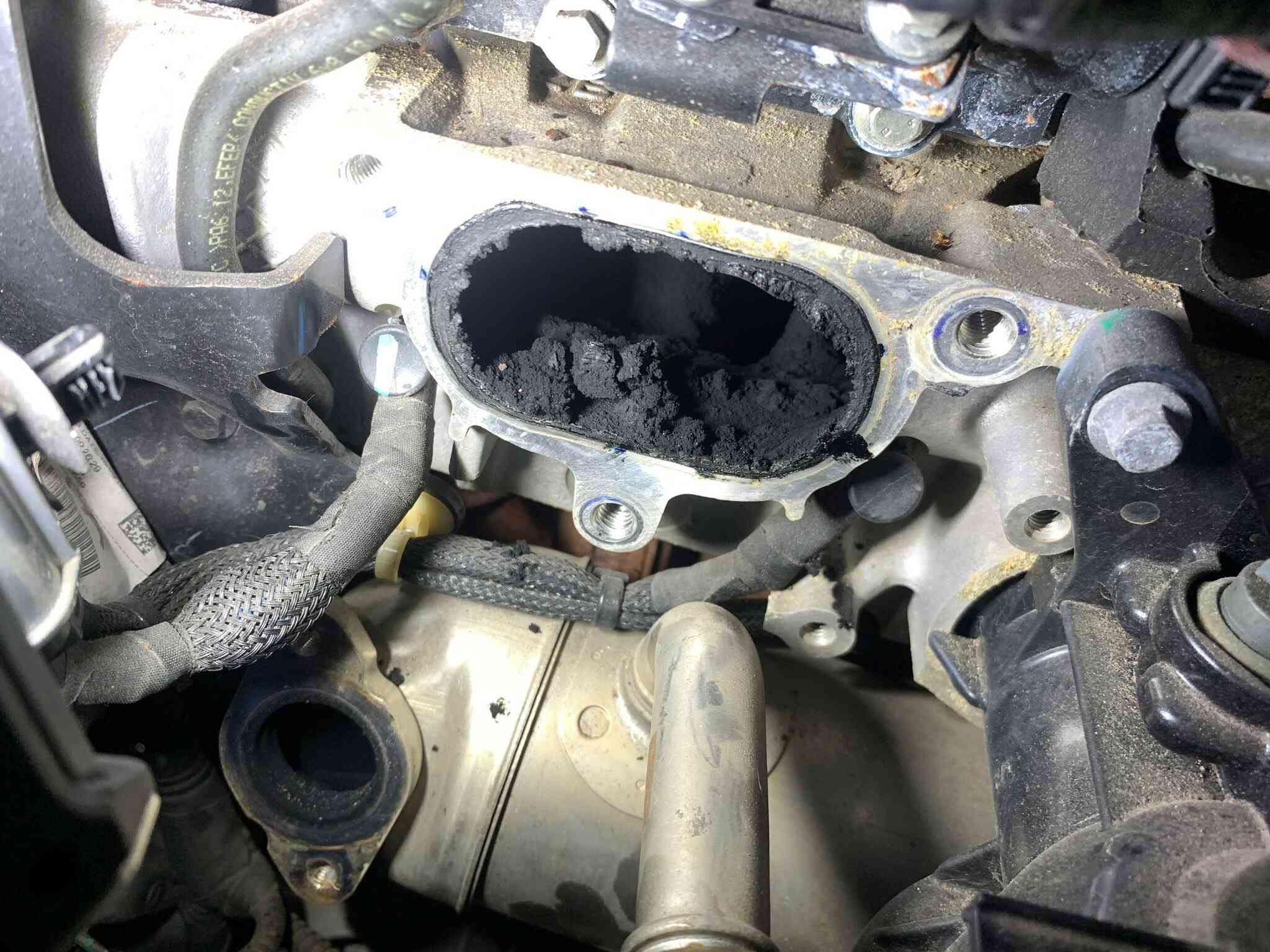 Lợi Ích Khi Kết Hợp Tuning Remap và Vệ Sinh Họng Nạp