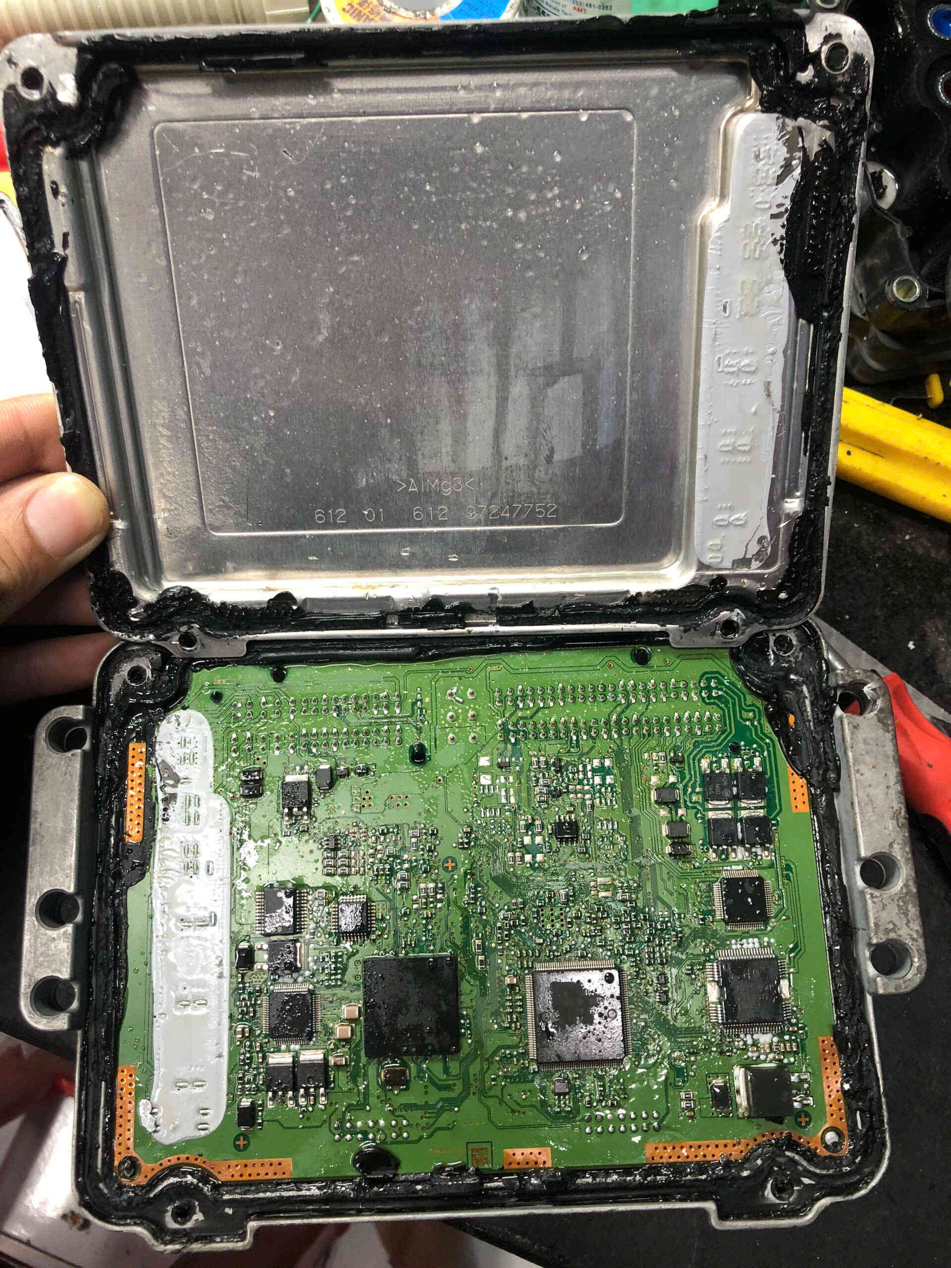 chuyên sửa chữa và thay thế bảo dưỡng ecu ecm tại ves auto workshop