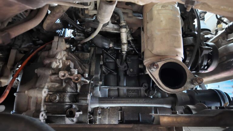 Giải Pháp Toàn Diện Xử Lý Rò Rỉ Dầu Động Cơ Kia Sorento - Ves Auto Workshop