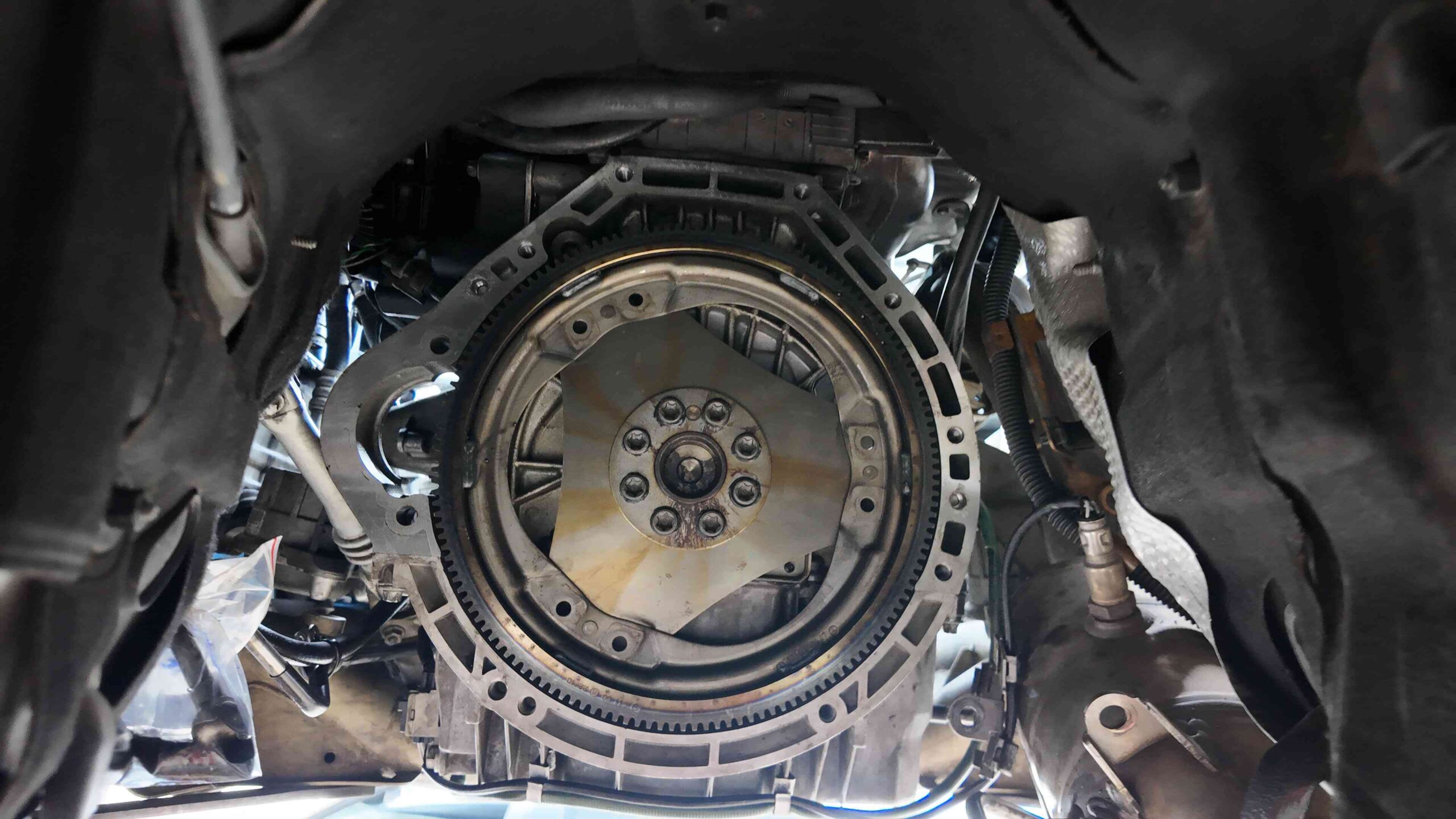 Những dấu hiệu phổ biến khi Mercedes-Benz C250 gặp lỗi khó chuyển số