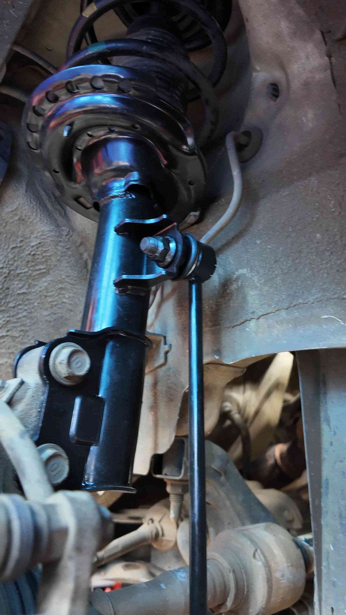 Lợi ích khi sửa chữa lỗi tiếng kêu gầm xe Kia Rio tại Ves Auto Workshop: