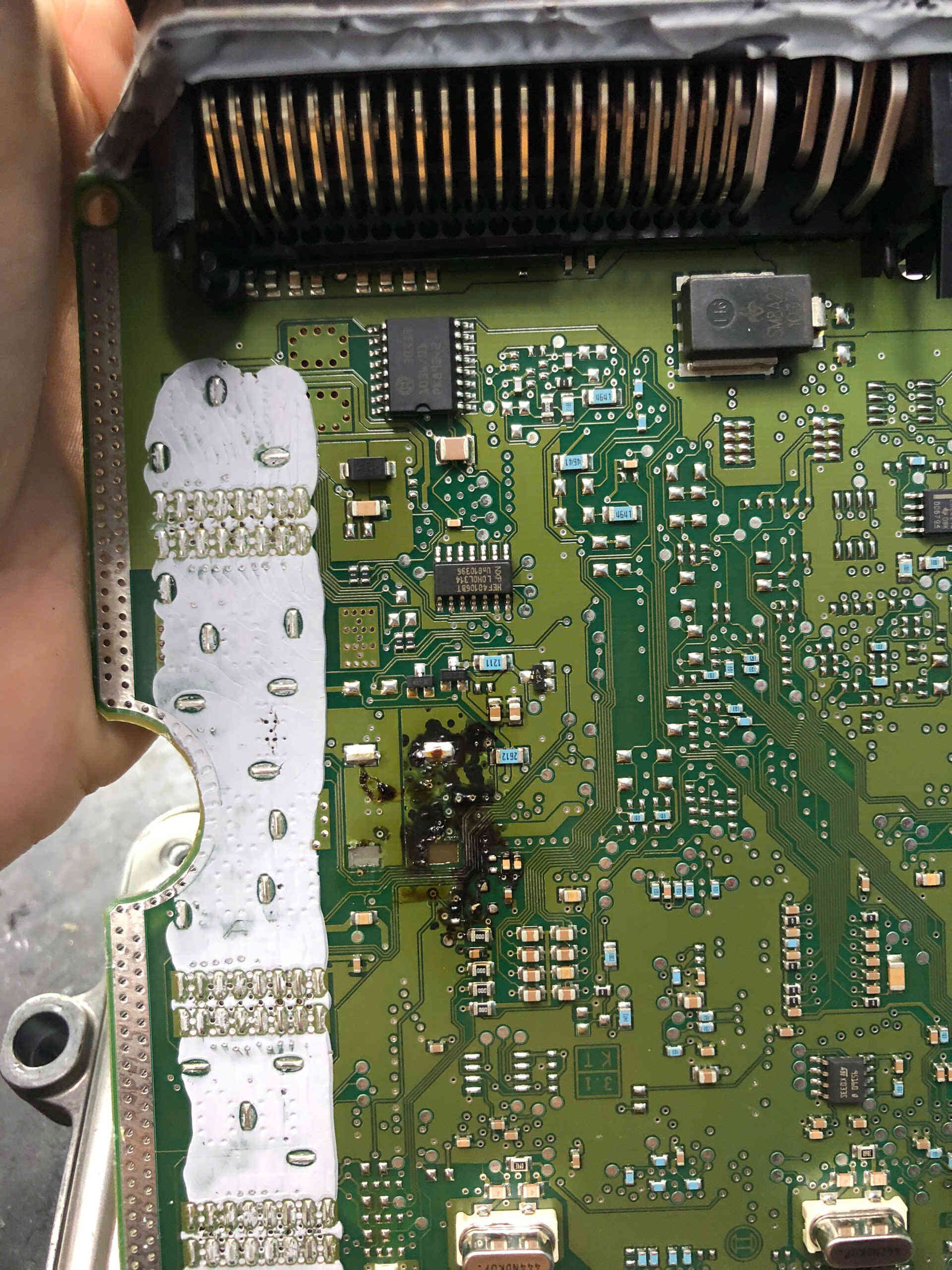 Chi tiết quy trình sửa chữa ECU và hộp đen ô tô