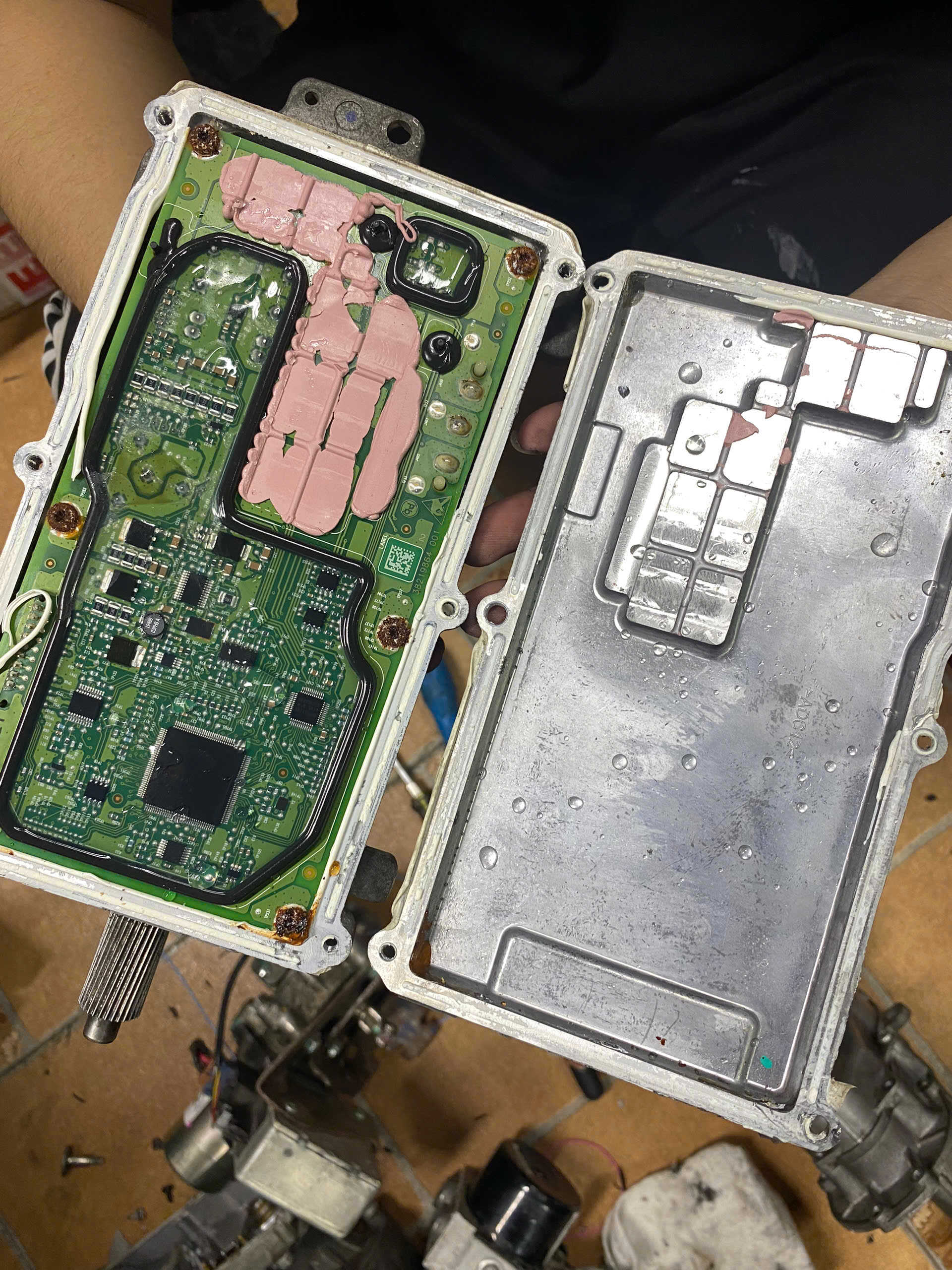 Lỗi ECU/PCM điều khiển