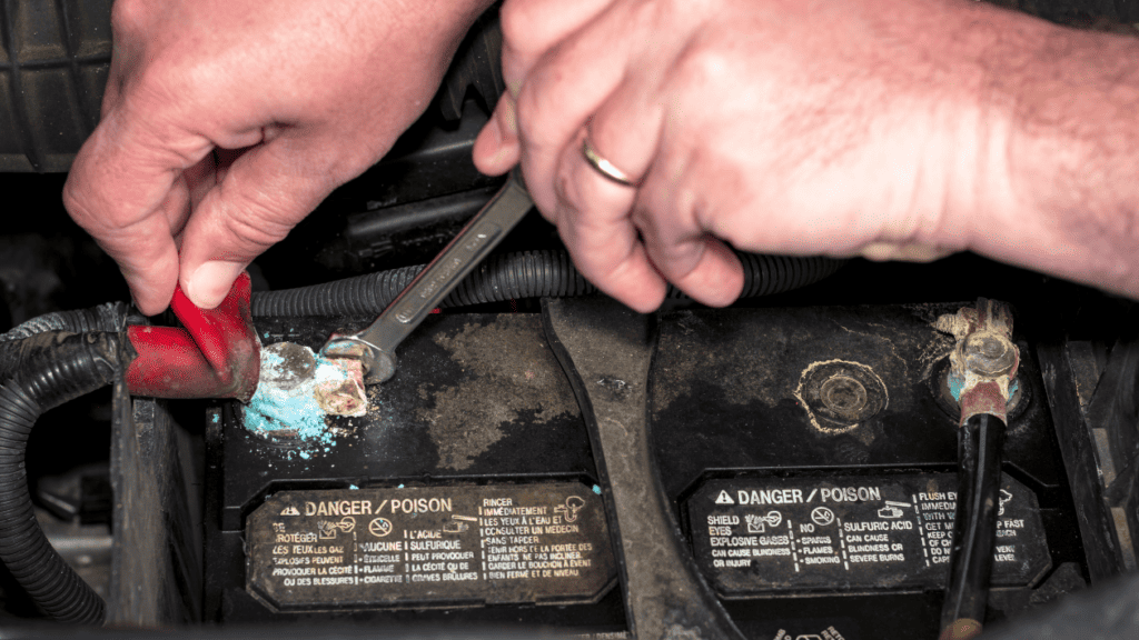 Dịch Vụ Sửa Chữa Lỗi Ắc Quy và Hệ Thống Nạp tại VES Workshop