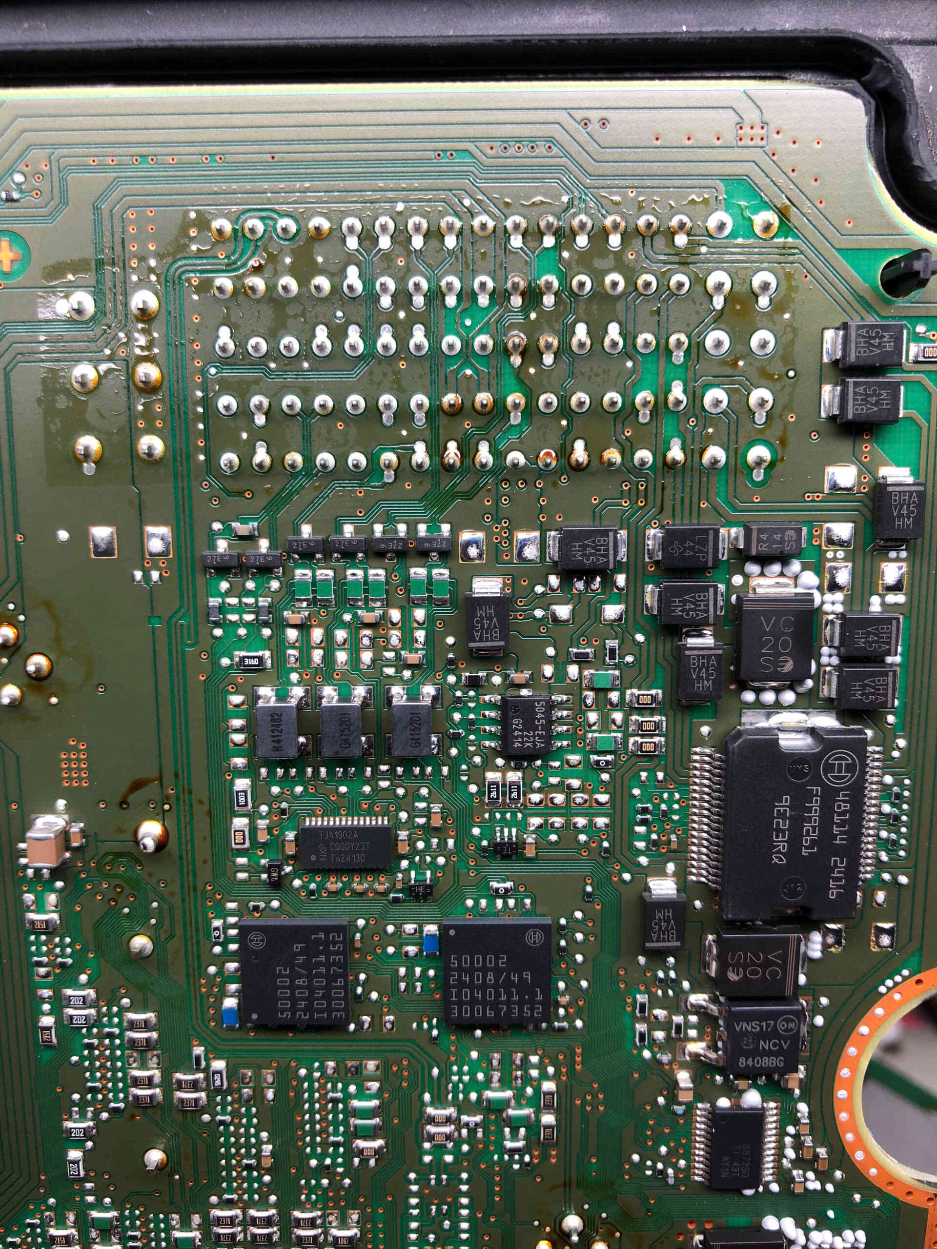 Nguyên Nhân Gây Lỗi ECU/ECM Nguyên Nhân Gây Lỗi ECU/ECM